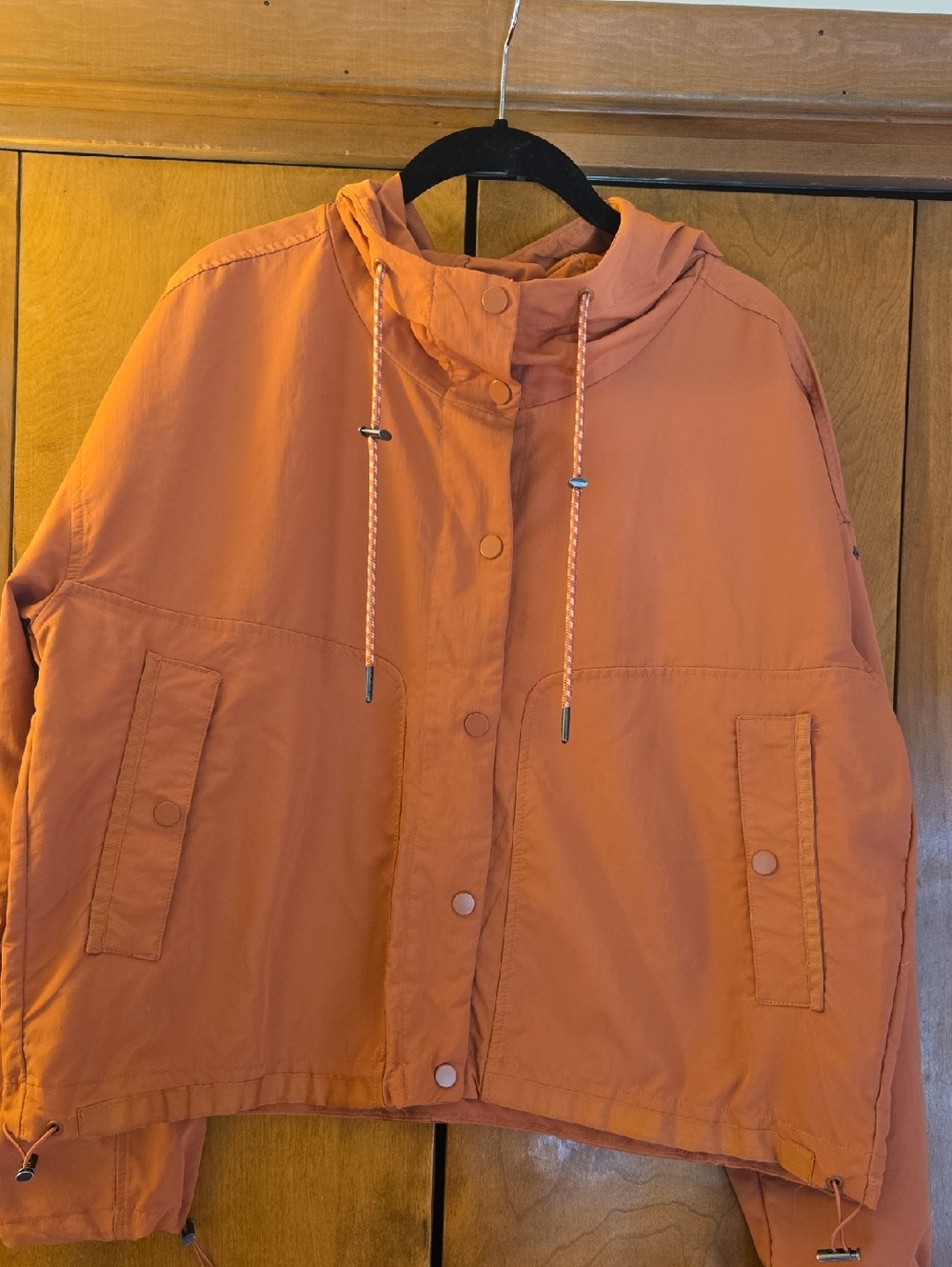 Columbia Womens Cropped Windbreaker